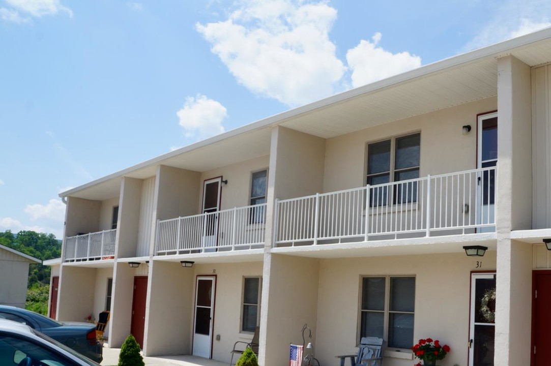 Stoney Creek in Mifflintown, PA - Foto de edificio