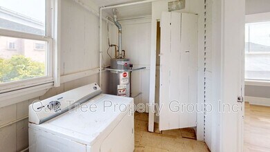 3252 Martin Luther King Jr Way in Oakland, CA - Building Photo - Building Photo