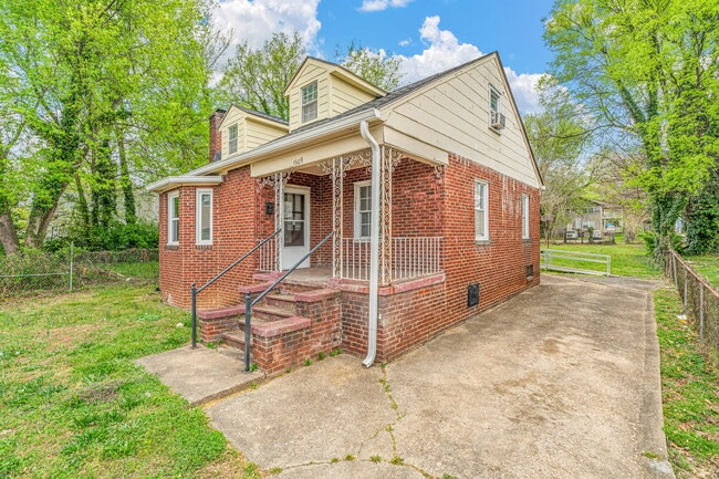 property at 1609 Dunbar St