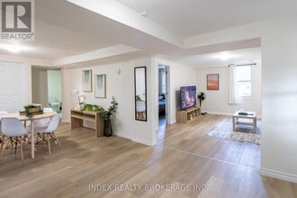 3670 Bowen Rd in Fort Erie, ON - Building Photo - Building Photo