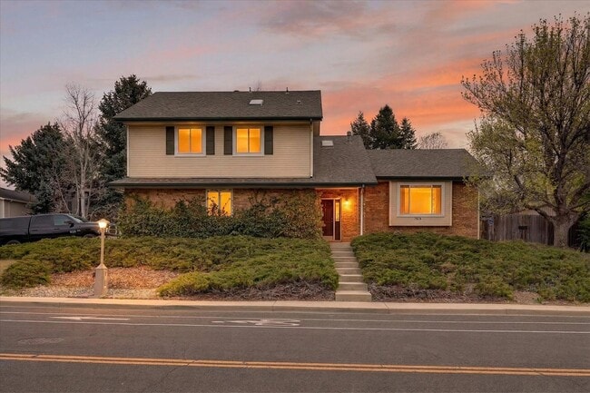 1818 Lashley St in Longmont, CO - Building Photo - Building Photo