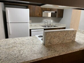 2010 Bradford Ct in Tallahassee, FL - Building Photo - Building Photo