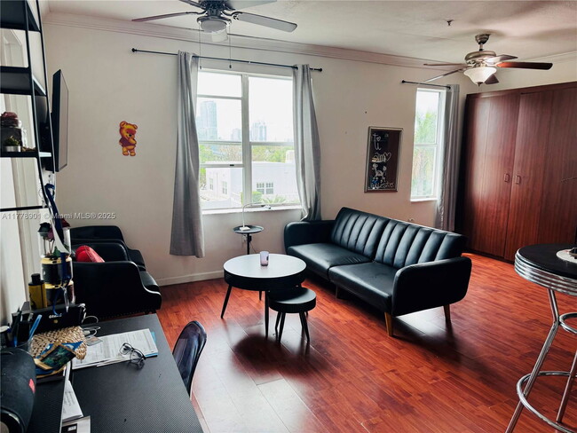 property at 1502 Jefferson Ave