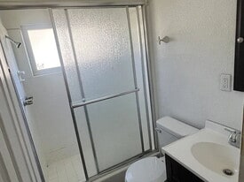 44946 3rd St E in Lancaster, CA - Building Photo