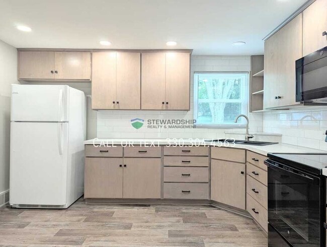 property at 1021 Bachtel St SE