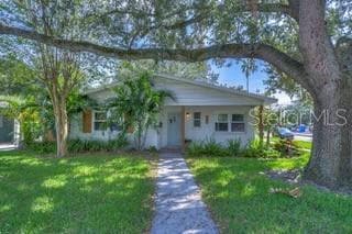 property at 113 W Davis Blvd