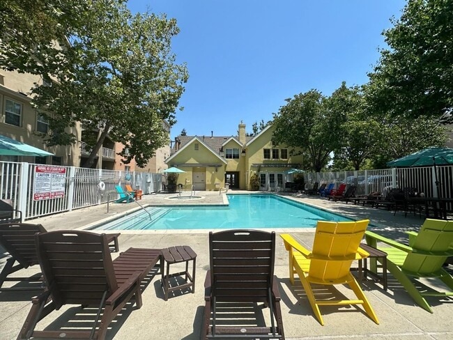 2255 Showers Dr in Mountain View, CA - Building Photo - Building Photo