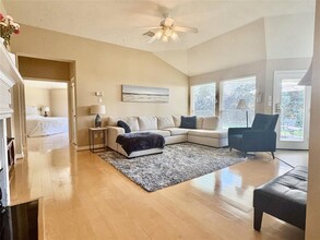 12119 Ember Isles Ln in Houston, TX - Building Photo - Building Photo