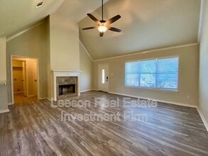 123 Foxchase Dr in Haughton, LA - Foto de edificio - Building Photo