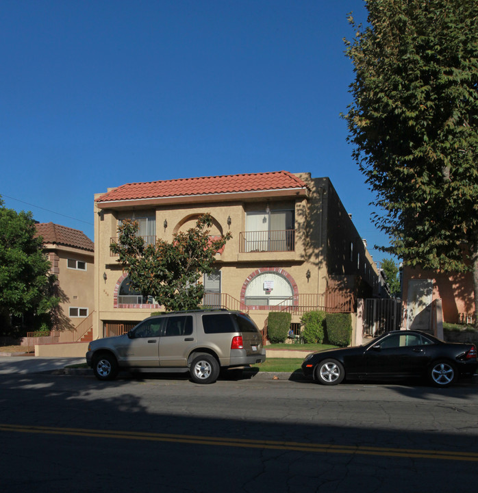 459 E Orange Grove Ave in Burbank, CA - Building Photo