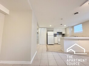 125 S Leavitt St in Chicago, IL - Building Photo - Building Photo