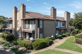 Fondren Crossing in Houston, TX - Building Photo - Building Photo