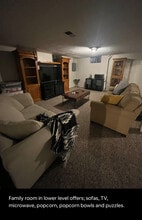 5922 S Howell Ave in Milwaukee, WI - Building Photo - Building Photo