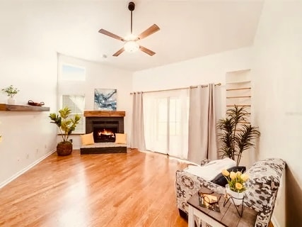 property at 1923 Bayshore Ct