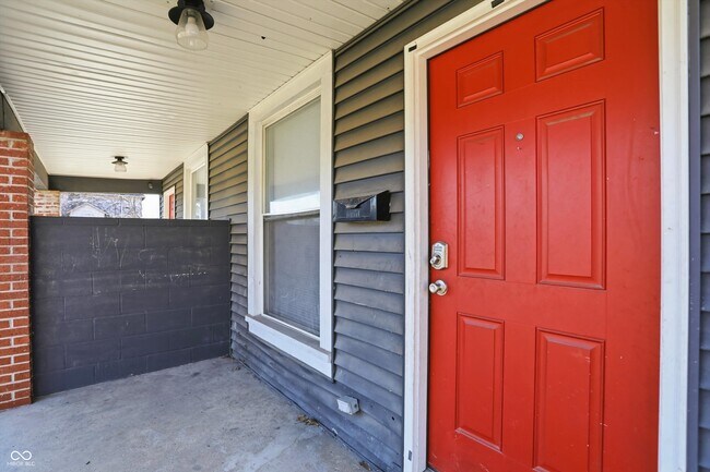 512 N Beville Ave in Indianapolis, IN - Building Photo - Building Photo