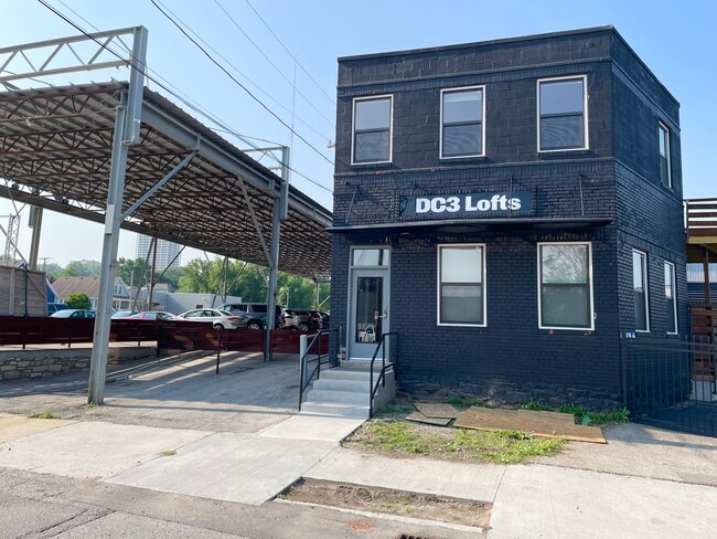 1211 W 27th St, Unit A