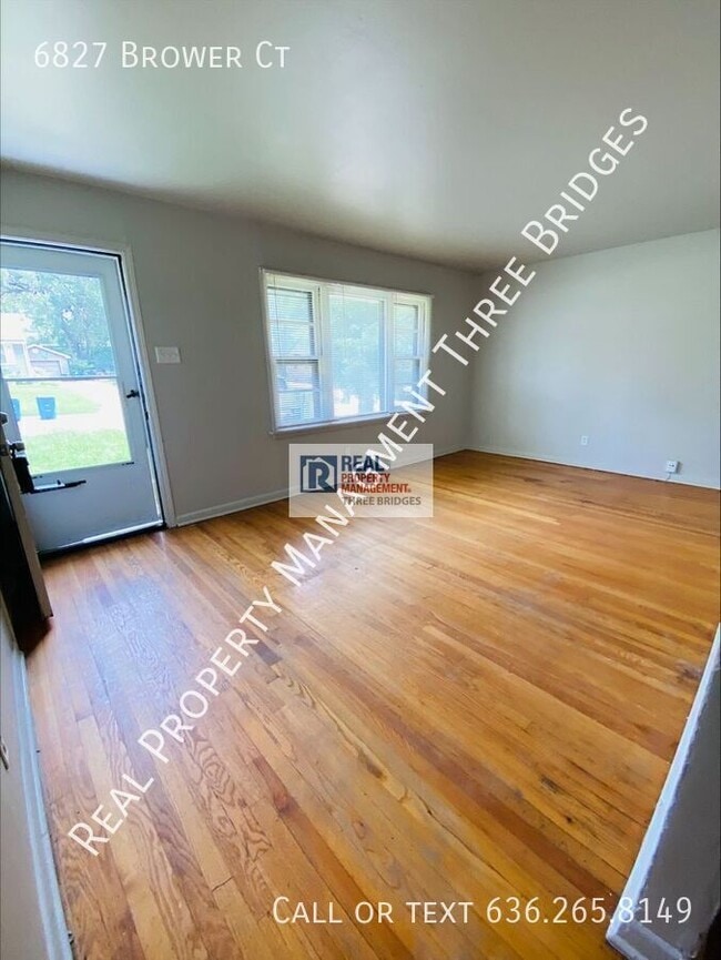 6827 Brower Ct in Berkeley, MO - Building Photo - Building Photo