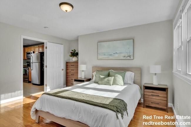 74 Dunboy St in Boston, MA - Building Photo - Building Photo