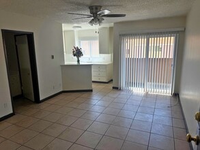 7817 Reseda Blvd in Los Angeles, CA - Building Photo - Building Photo