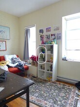 866 Huntington Ave, Unit 3 in Boston, MA - Foto de edificio - Building Photo