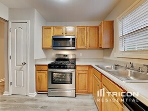 215 Millwheel Dr in Villa Rica, GA - Building Photo - Building Photo