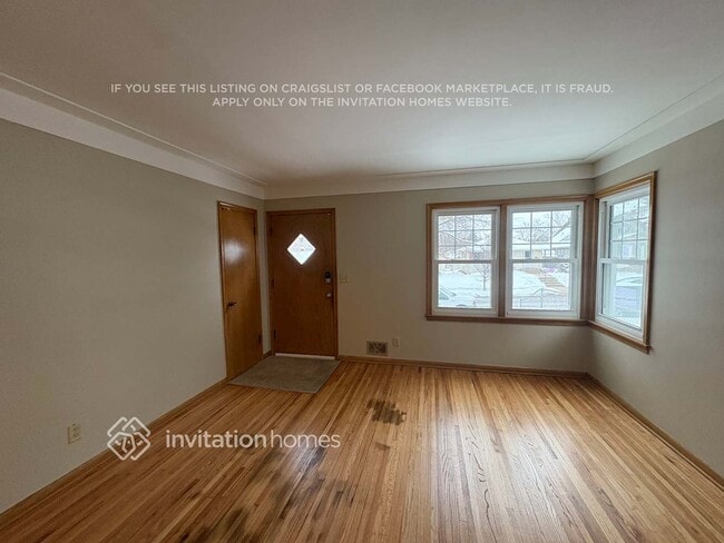 4240 6th St NE in Minneapolis, MN - Building Photo - Building Photo