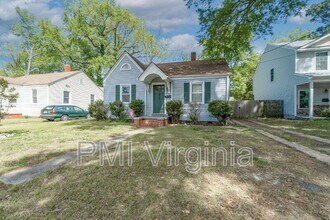 858 W 47th St in Norfolk, VA - Building Photo - Building Photo