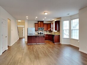 1823 Madrid Falls Dr in Braselton, GA - Building Photo - Building Photo