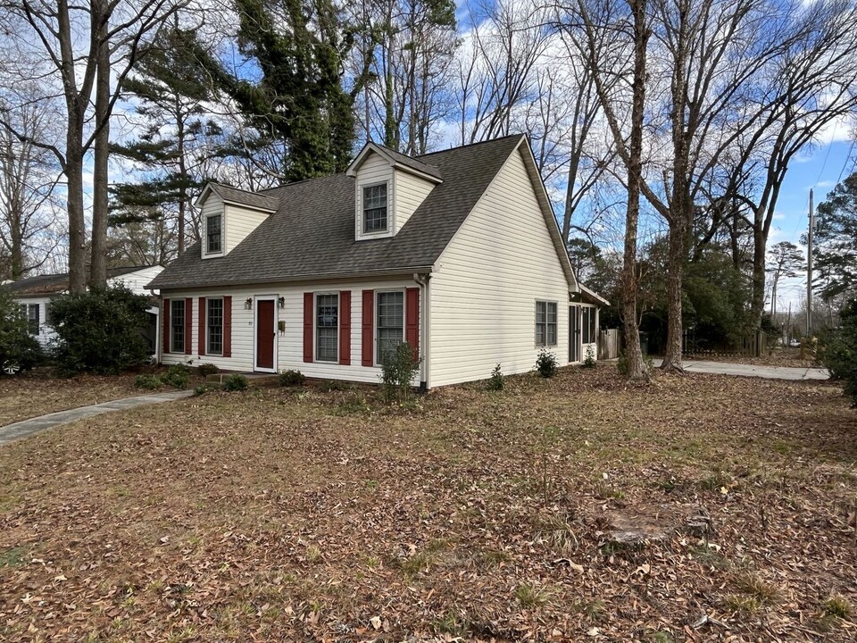 80 Winecoff Ave NE in Concord, NC - Building Photo