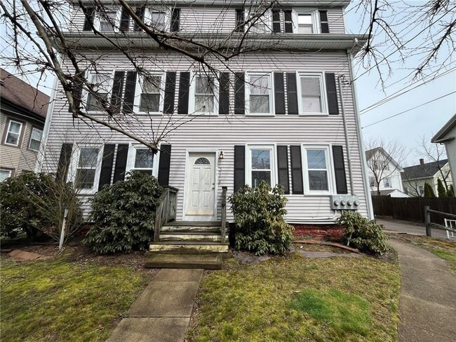 property at 318 Elm St
