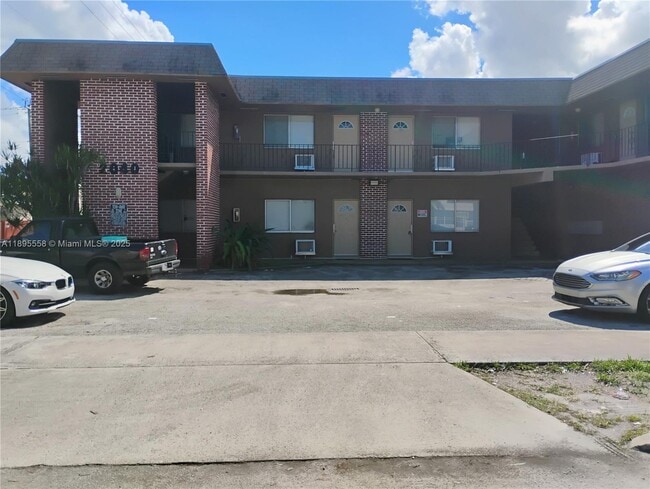 property at 2040 Funston St