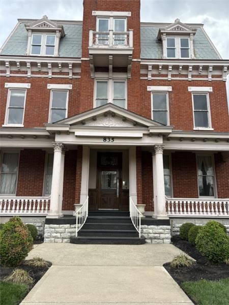 835 York St in Newport, KY - Building Photo