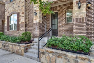 2421 Belvedere Ln in Flower Mound, TX - Building Photo - Building Photo