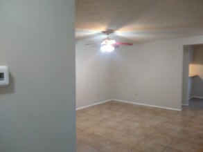 7733 Bles Ave, Unit A in Baton Rouge, LA - Foto de edificio - Building Photo