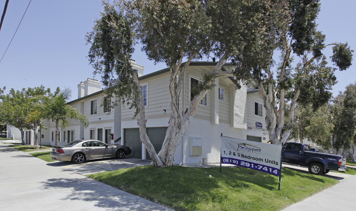 4075-4095 Texas St in San Diego, CA - Building Photo