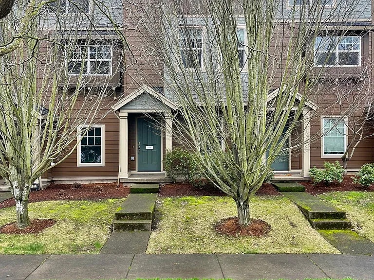 11016 SW Mallow Terrace in Tigard, OR - Building Photo