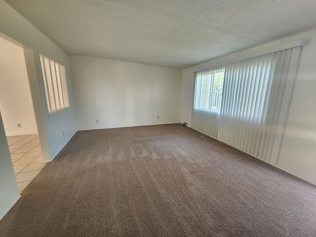 6819 Ivanpah Ave in Twentynine Palms, CA - Building Photo - Building Photo