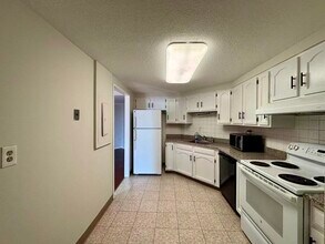 1434 Harmon Cove Tower in Secaucus, NJ - Building Photo - Building Photo