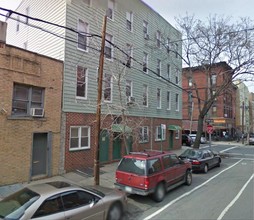 Berry Street Apartments in Brooklyn, NY - Building Photo - Building Photo