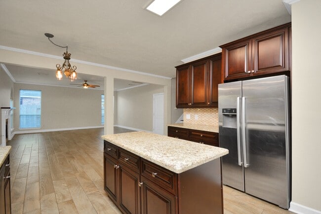 property at 20210 Black Canyon Dr