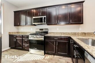 4340 Stardusk Falls Ave in North Las Vegas, NV - Building Photo - Building Photo