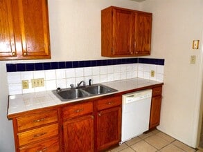 1129 NW Ozmun Ave in Lawton, OK - Building Photo - Building Photo