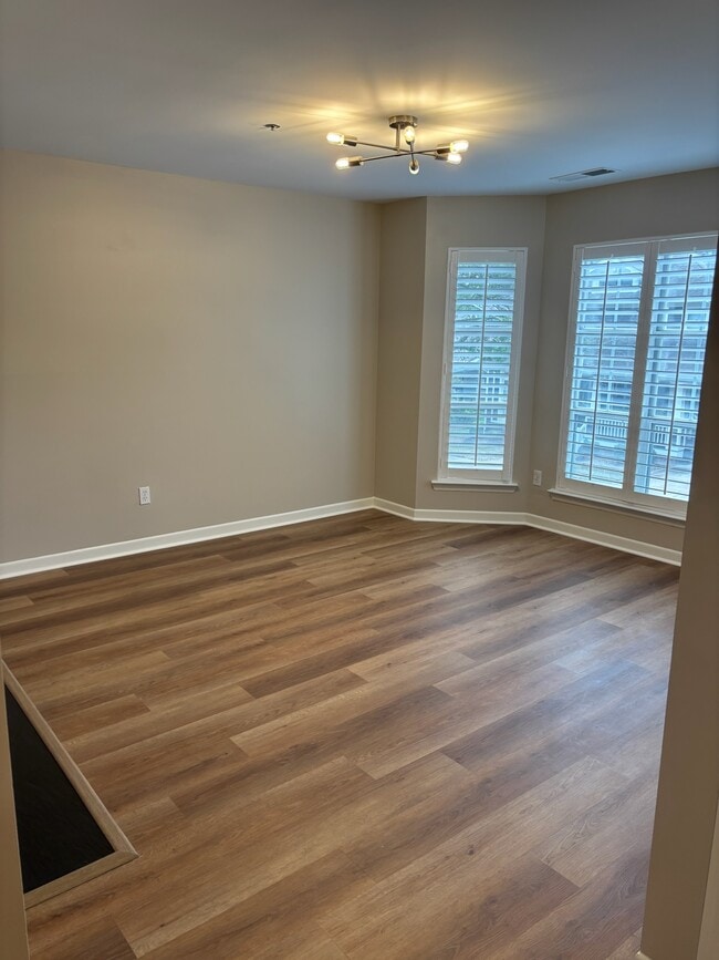 623 Olmsted Park Pl, Unit D in Charlotte, NC - Building Photo - Building Photo