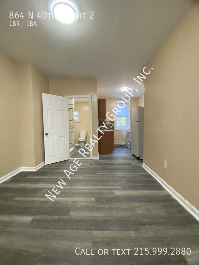 864 N 40th St-Unit -Unit 2 in Philadelphia, PA - Building Photo - Building Photo