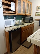 6275 Division St in Wrightwood, CA - Building Photo - Building Photo