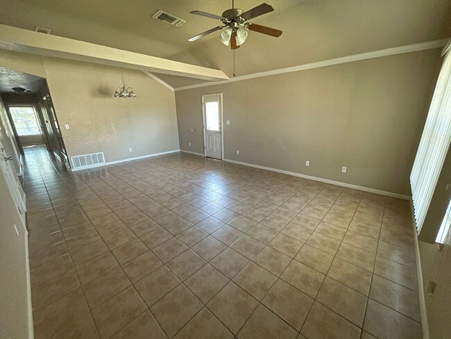 1210 Powder River Dr in Killeen, TX - Building Photo - Building Photo