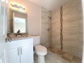 2001 46th Terrace SW in Naples, FL - Building Photo - Building Photo
