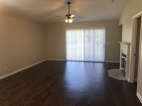 9565 Staples Mill Dr in Jacksonville, FL - Building Photo - Building Photo