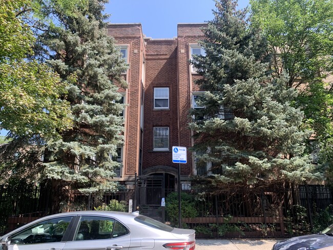 7733 N Hermitage Ave in Chicago, IL - Building Photo - Building Photo