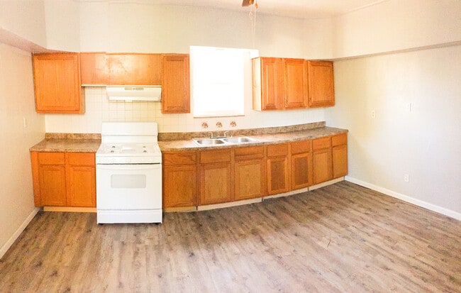 property at 4171 Schiller Pl